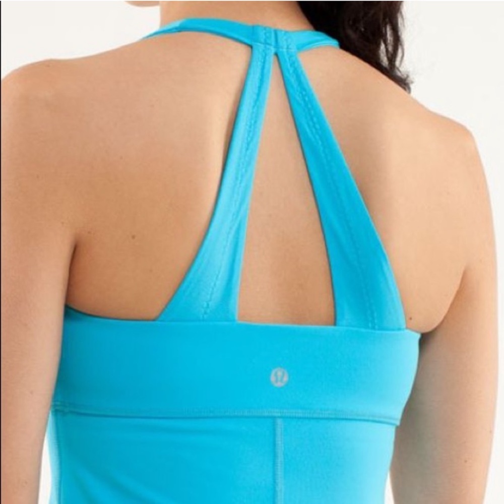 Lululemon tank - Picture 1 of 3